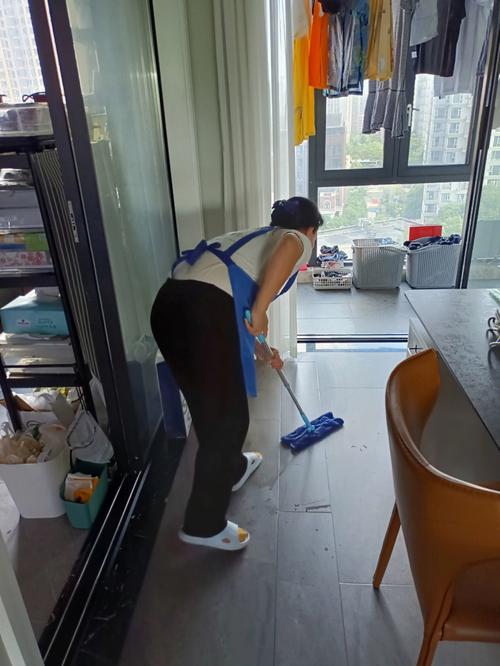 郑州家政保洁哪家好？如何选择靠谱服务？