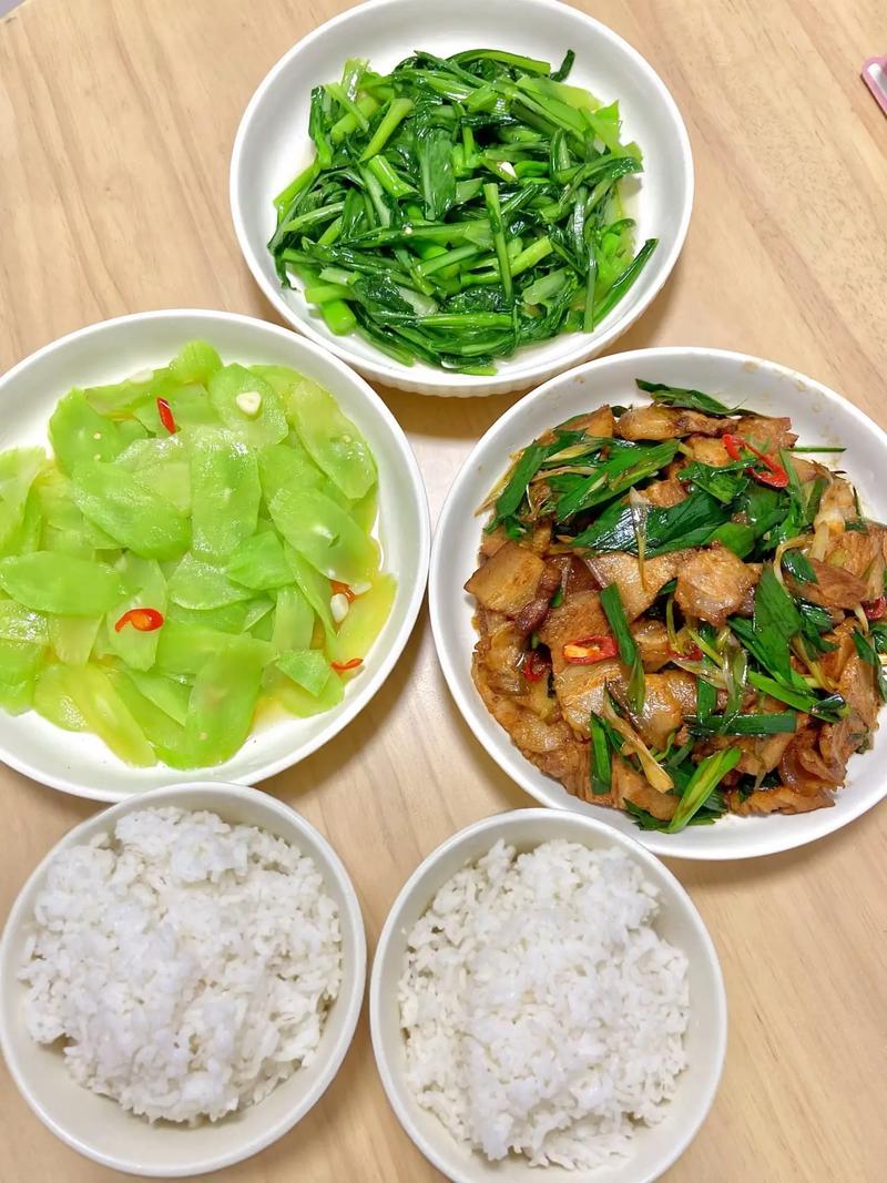 家政做饭阿姨怎么选？这5点经验帮你避坑