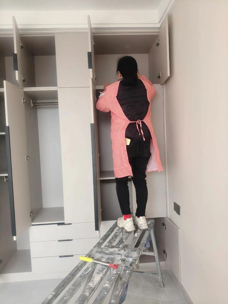 亦庄家政保洁哪家服务好？如何选择靠谱公司？
