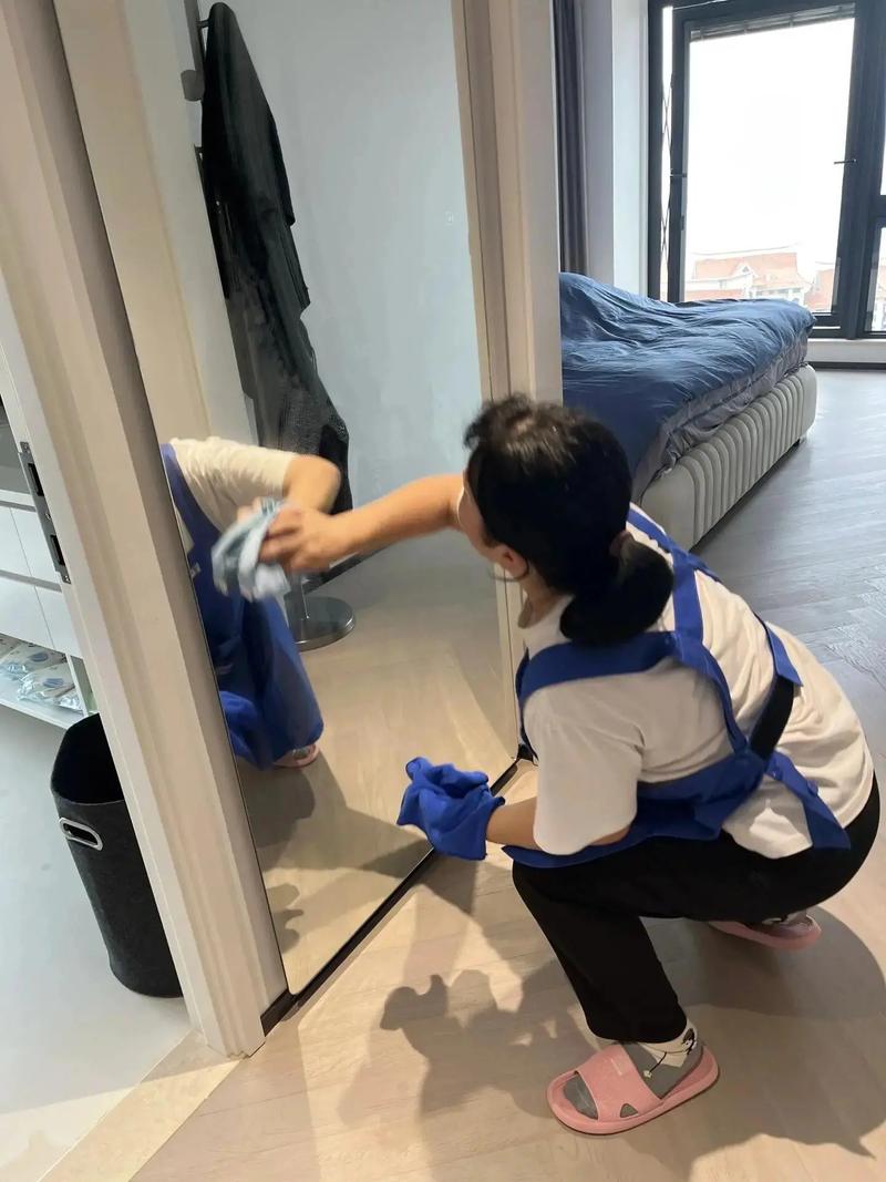 家政保洁公司哪家好？如何选择靠谱服务？