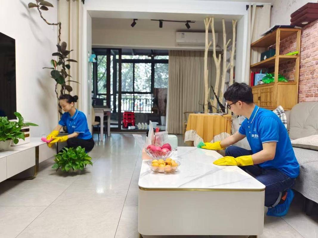 郑州家政保洁哪家好？如何选择靠谱服务？